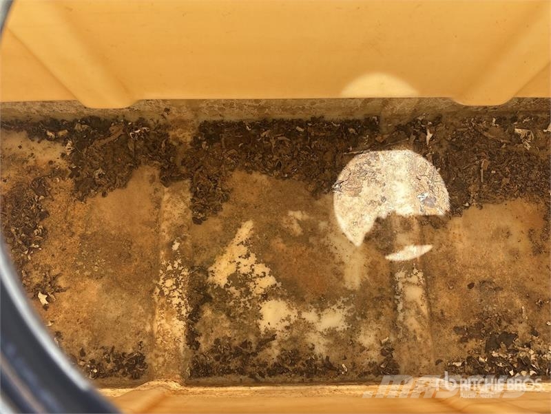 Vermeer VSK800HD Vacuum Excavation Unit (Inoperable) Oprema i rezervni dijelovi za bušenje