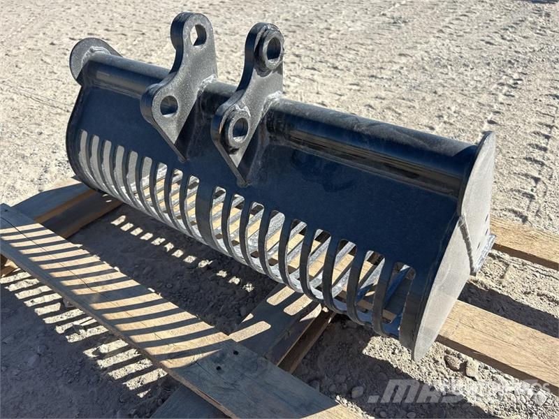 Vicsec 600 mm Skeleton Excavator Bucket (Unused) Buckets