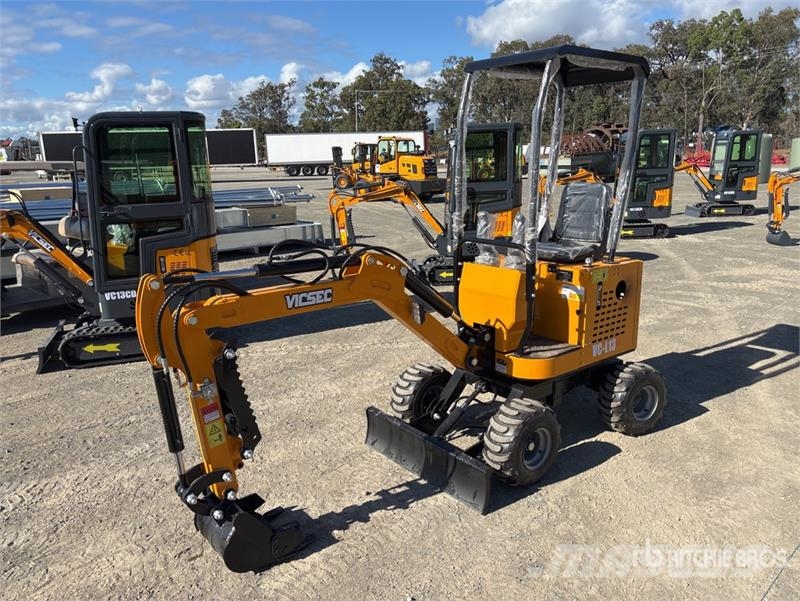 Vicsec VC-L13 Wheeled Mini Excavator (Inoperable) 小型挖土機/掘鑿機<7t(小型挖掘機)