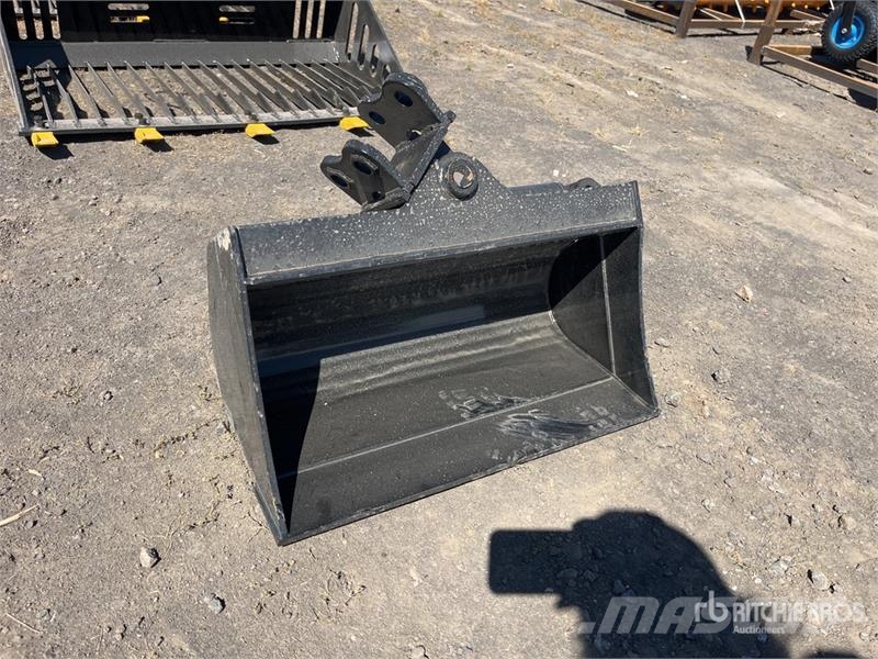 Vicsec VCT600 24 in Hydraulic Tilting Excavator Bucket (U Kanalak