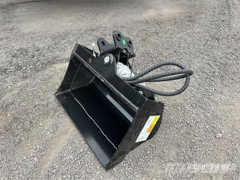 Vicsec VCT600 24 in Hydraulic Tilting Excavator Bucket (U دلاء