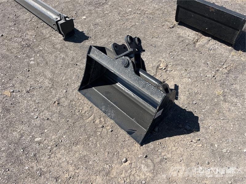 Vicsec VCT600 24 in Hydraulic Tilting Excavator Bucket (U Kanalak