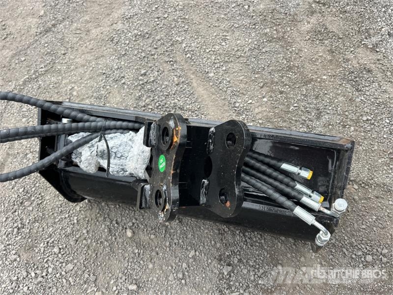 Vicsec VCT600 24 in Hydraulic Tilting Excavator Bucket (U دلاء