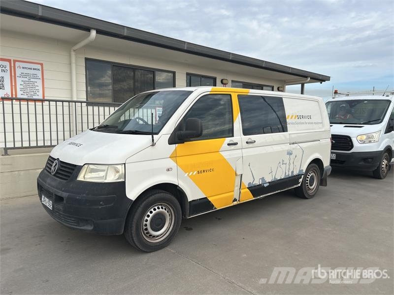 Volkswagen Transporter Van Truck Kastenaufbau
