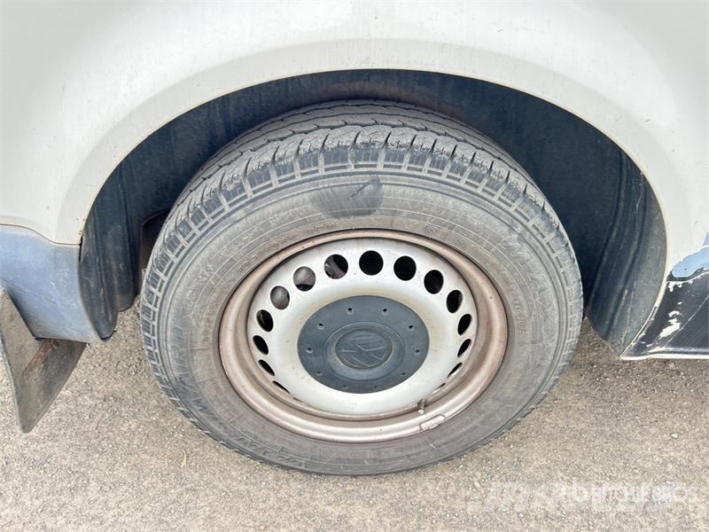 Volkswagen Transporter Passenger Van Lieferwagen