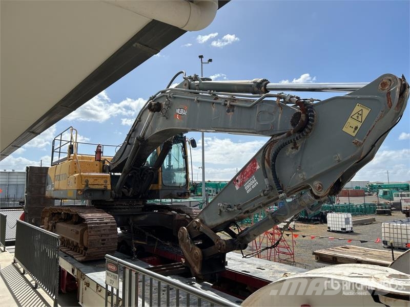 Volvo EC 330 BLC Tracked Excavator 大型油圧ショベル12t以上(パワーショベル・ユンボ)