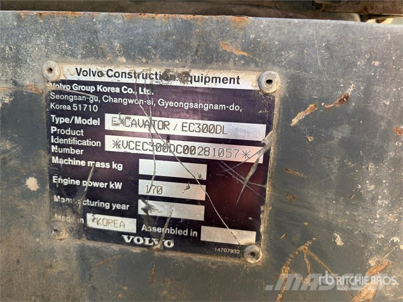 Volvo EC300DL Tracked Excavator Crawler excavators
