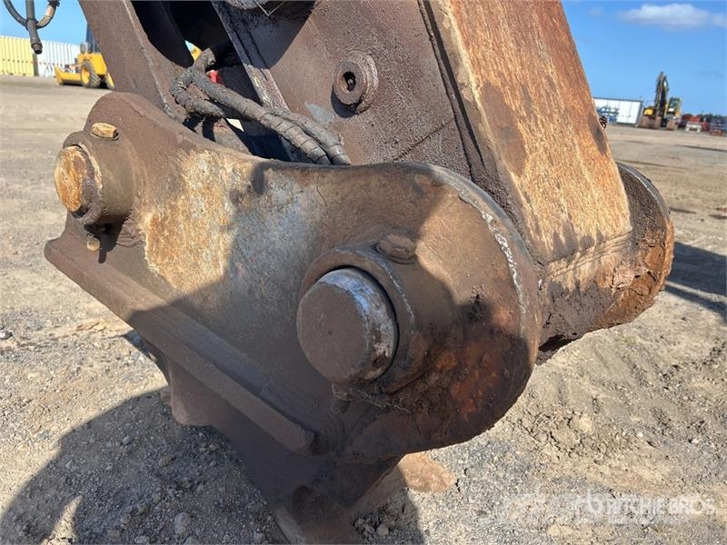 Volvo EC330B LC Tracked Excavator Crawler excavators