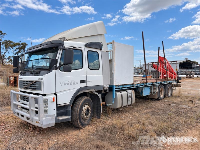 Volvo F95A.22 4.3 t Knuckle Boom on Volvo FM12-460 6x4 F クレーントラック、ユニック車