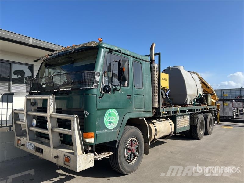 Volvo Ferrari 718 5.5 t Knuckle Boom on Volvo FL10 6x4 Kranbilar