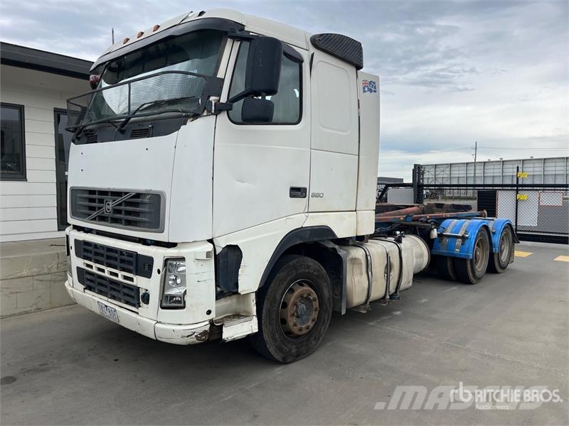 Volvo FH 6x4 Hooklift Truck Rol kiper kamioni sa kukom za podizanje tereta