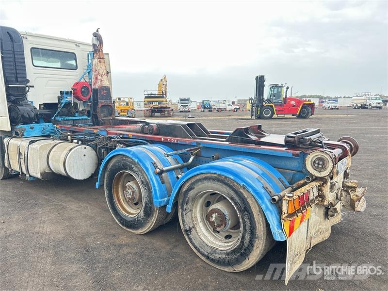 Volvo FH 6x4 Sleeper Hooklift Truck Грузовики-Мультилифты