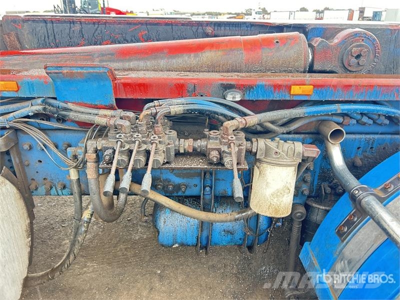 Volvo FH 6x4 Sleeper Hooklift Truck Грузовики-Мультилифты