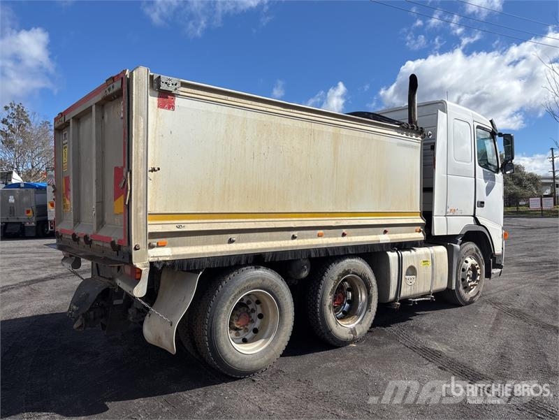 Volvo FH12 Самосвал