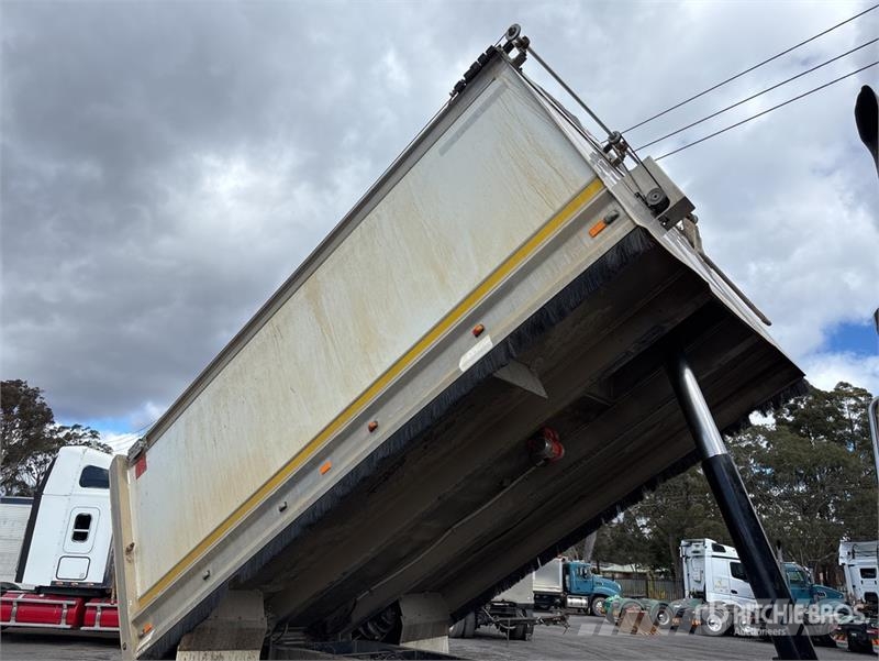 Volvo FH12 Самосвал