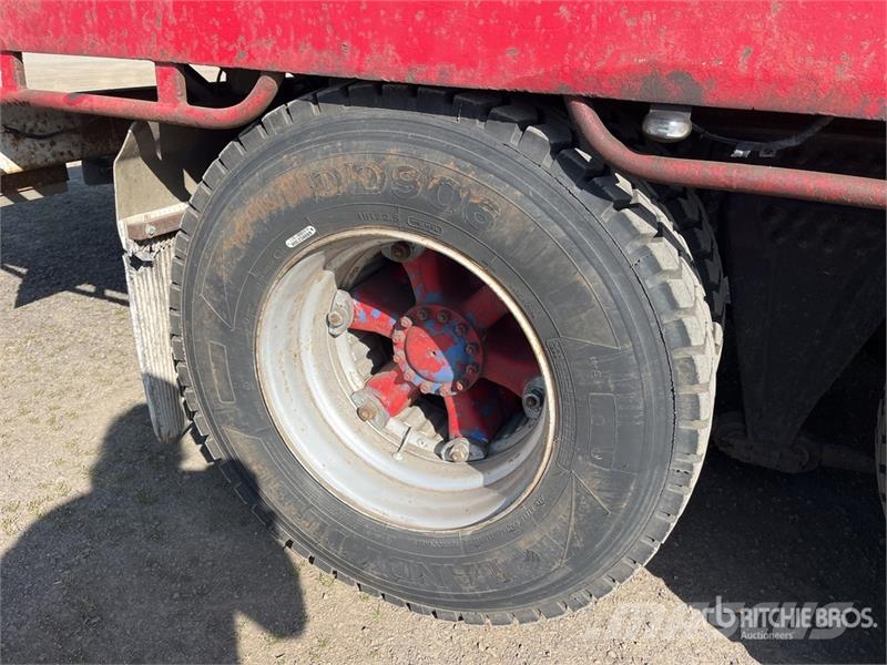 Volvo FH12 8x4 Twin-Steer Rollback Truck Veículos de recuperação