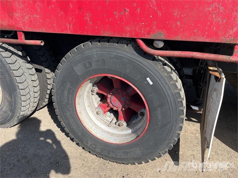 Volvo FH12 8x4 Twin-Steer Rollback Truck Veículos de recuperação