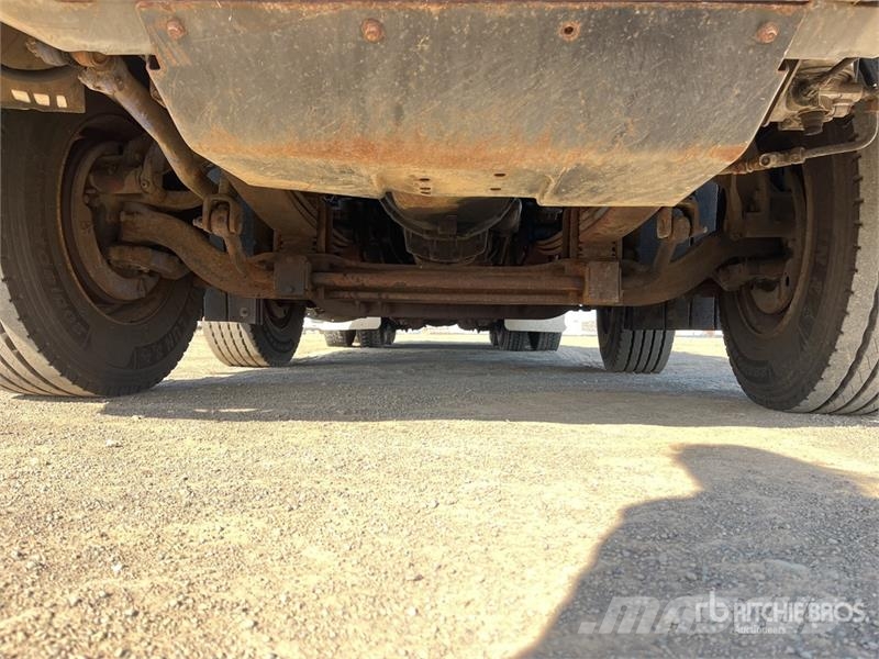 Volvo FH12 8x4 Twin-Steer Rollback Truck Veículos de recuperação