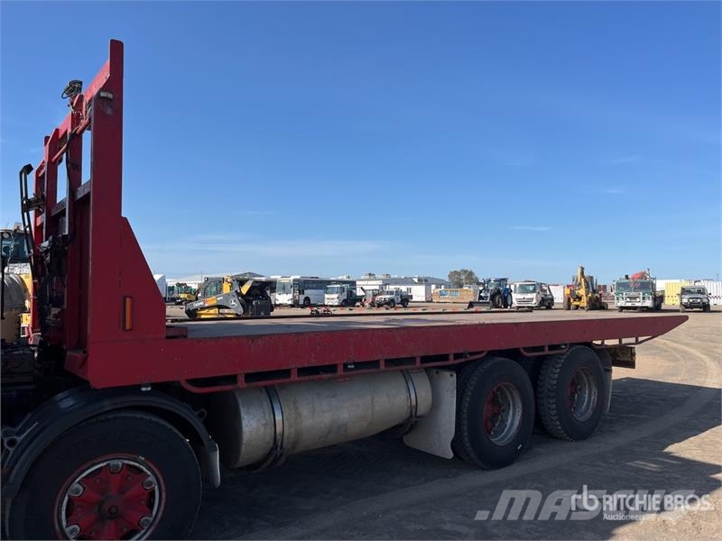 Volvo FH12 8x4 Twin-Steer Rollback Truck Veículos de recuperação