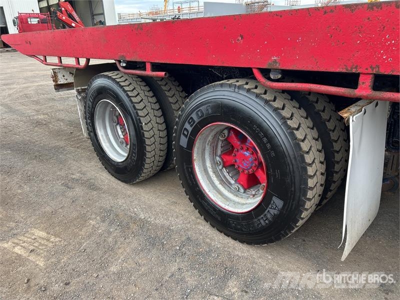 Volvo FH12 8x4 Twin-Steer Rollback Truck Grúas de vehículo