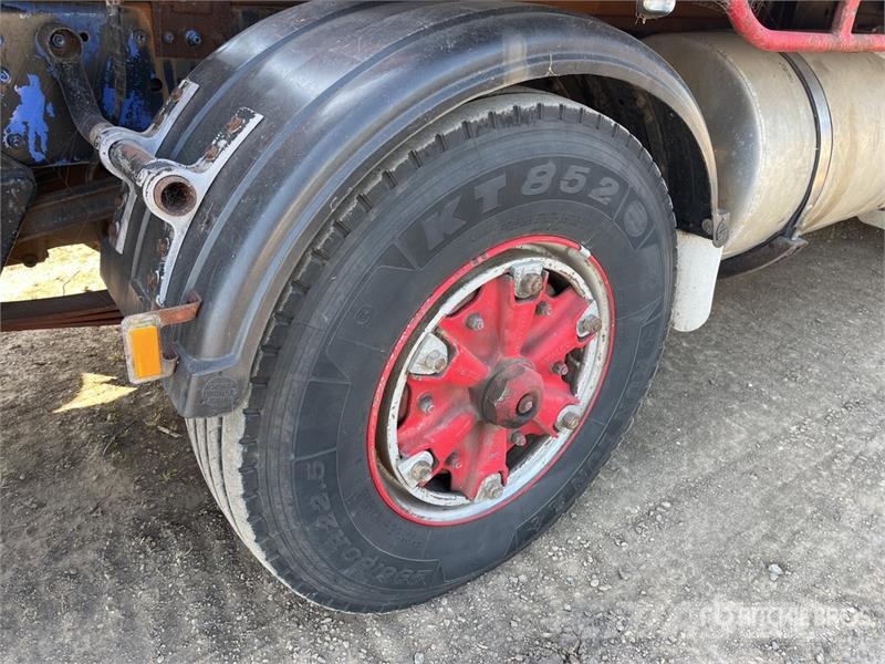 Volvo FH12 8x4 Twin-Steer Rollback Truck Veículos de recuperação