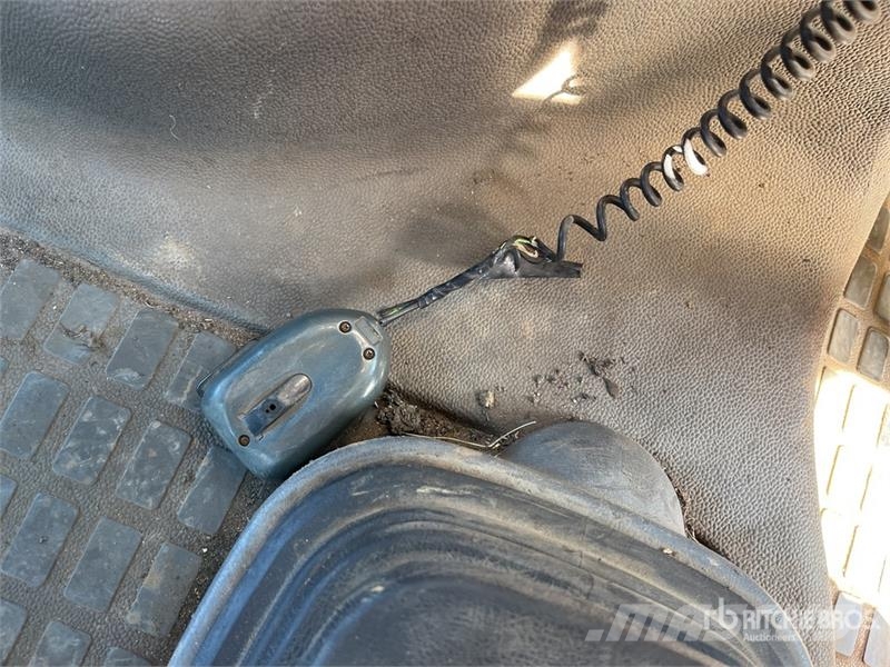 Volvo FH12 8x4 Twin-Steer Rollback Truck Veículos de recuperação