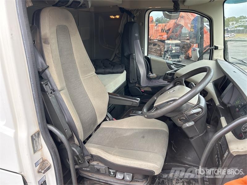 Volvo FH13 Truck Tractor Units