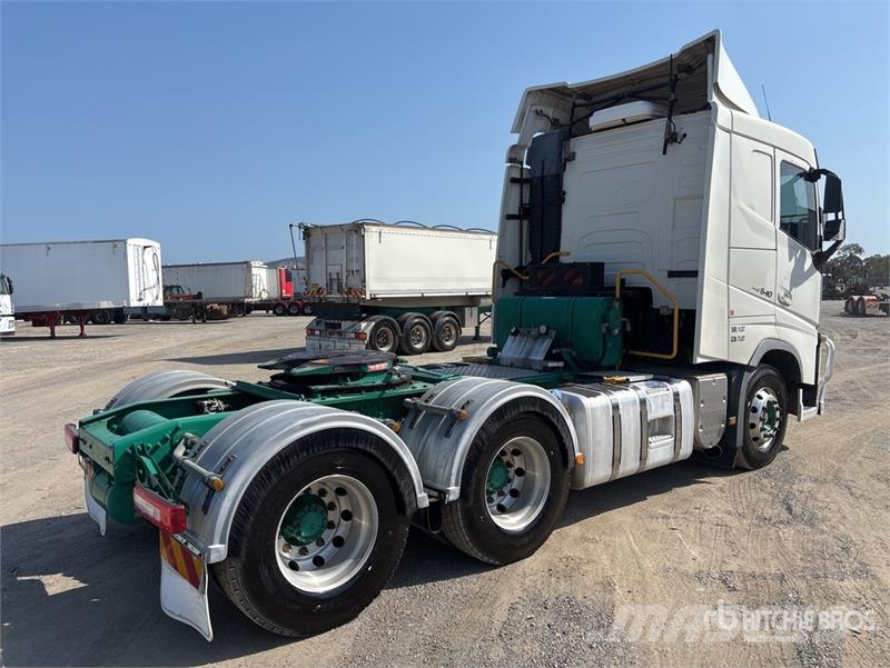 Volvo FH13 Naudoti vilkikai
