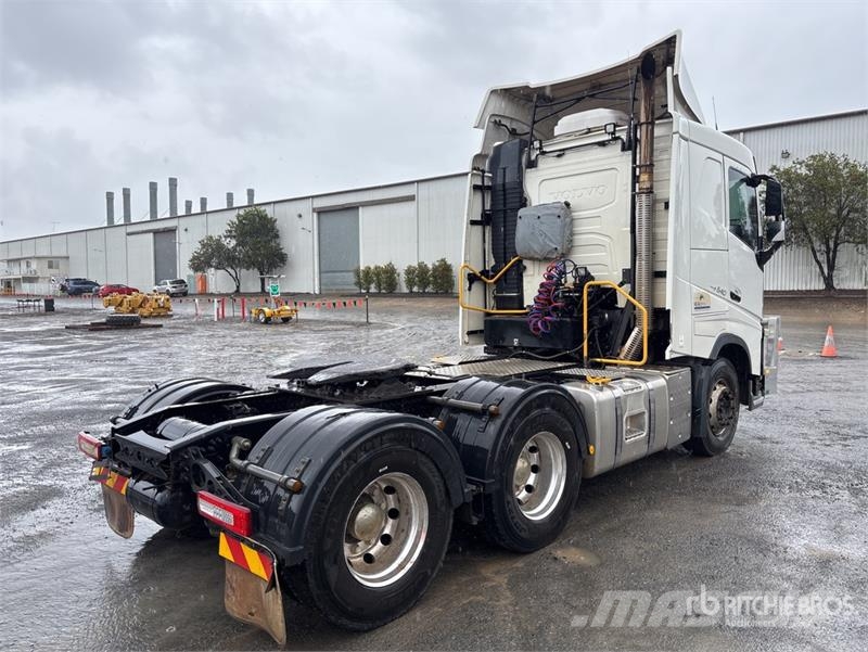 Volvo FH13 Truck Tractor Units