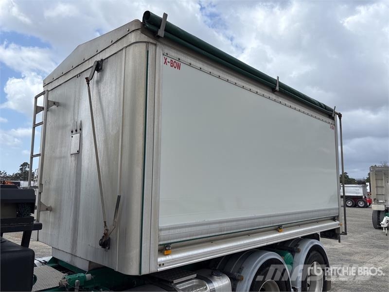 Volvo FH13 6x4 T/A Dump Truck Tipper trucks
