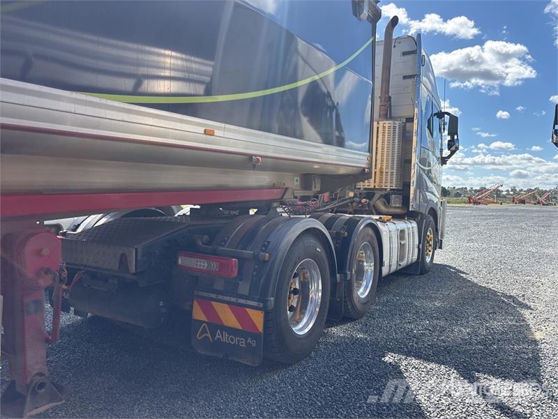 Volvo FH16 牵引车