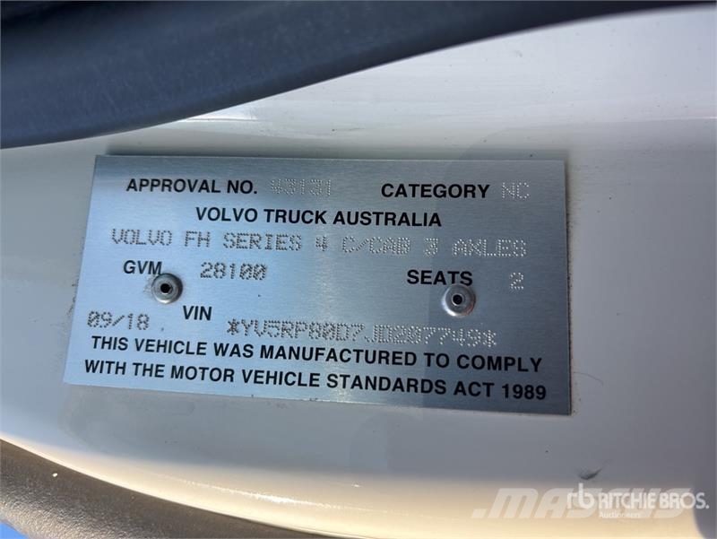 Volvo FH16 Globetrotter 6x4 T/A Sleeper Truck Tractor Trekkers