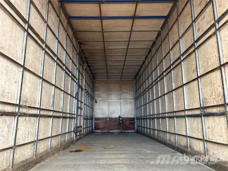 Volvo FL10 4x2 Moving 9670L x 3080H Van Truck Box trucks