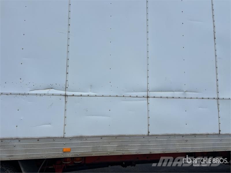 Volvo FL10 4x2 Moving 9670L x 3080H Van Truck Box trucks