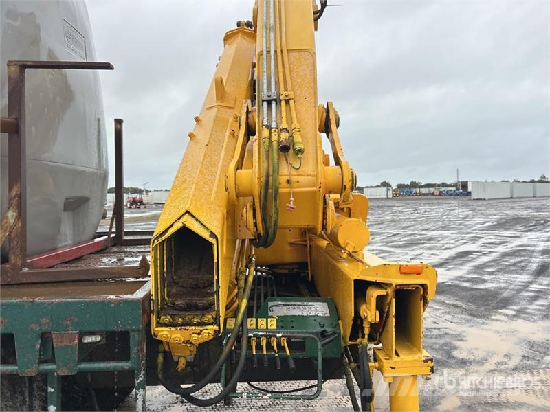 Volvo FL10 6x4 w/1997 Ferrari 718 5.5 t Knuckle Boom Fla 크레인 트럭