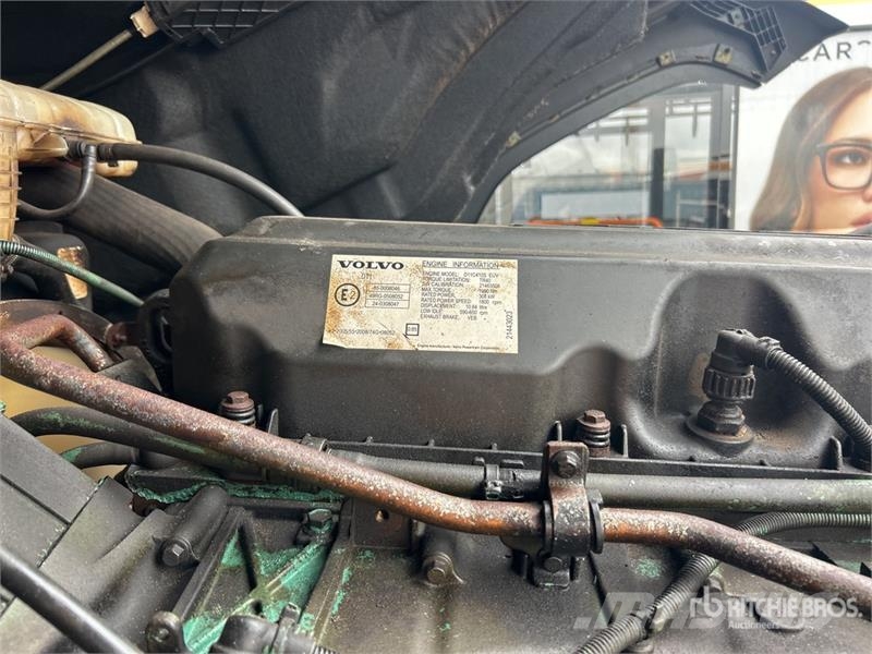 Volvo FM 410 6x6 T/A Dump Truck Sklápěče