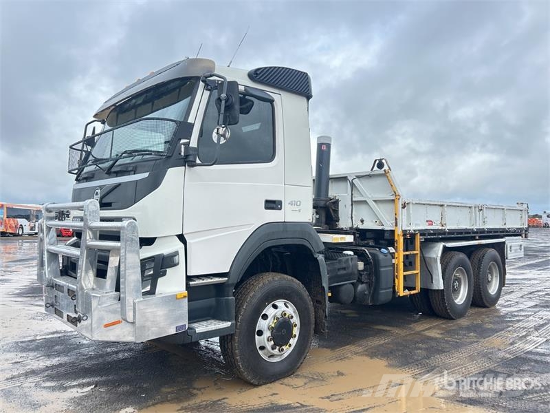 Volvo FM 410 6x6 T/A Dump Truck Sklápěče