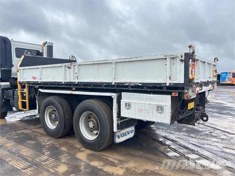 Volvo FM 410 6x6 T/A Dump Truck Sklápěče