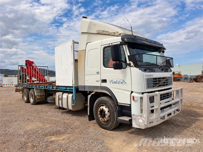 Volvo FM12 6x4 w/ Fassi F95A.22 4.3 t Knuckle Boom Flatb Truck mounted cranes