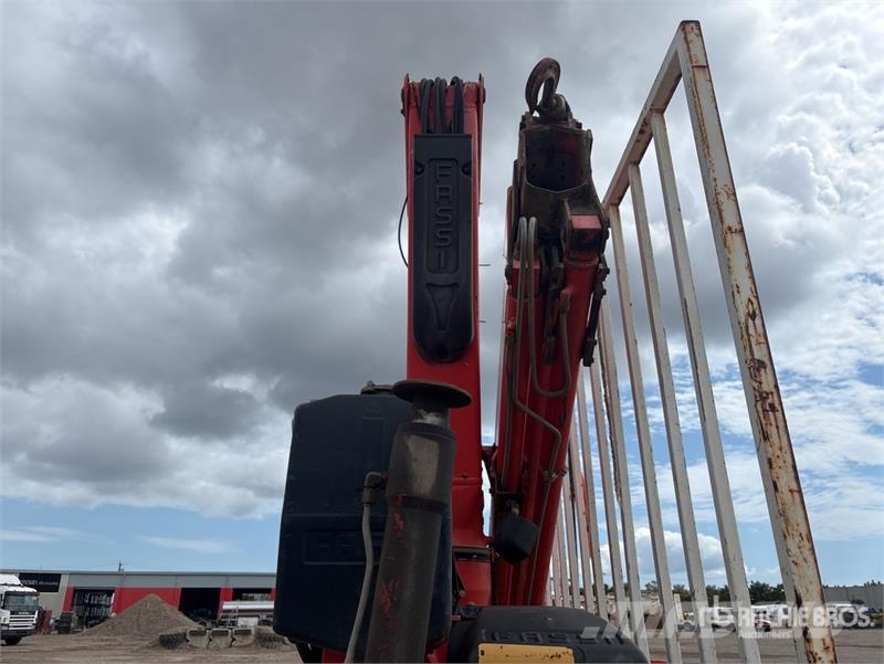 Volvo FM12 6x4 w/ Fassi F95A.22 4.3 t Knuckle Boom Flatb Truck mounted cranes