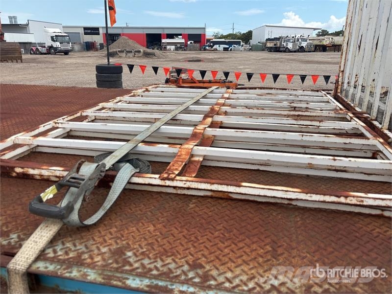 Volvo FM12 6x4 w/ Fassi F95A.22 4.3 t Knuckle Boom Flatb Truck mounted cranes