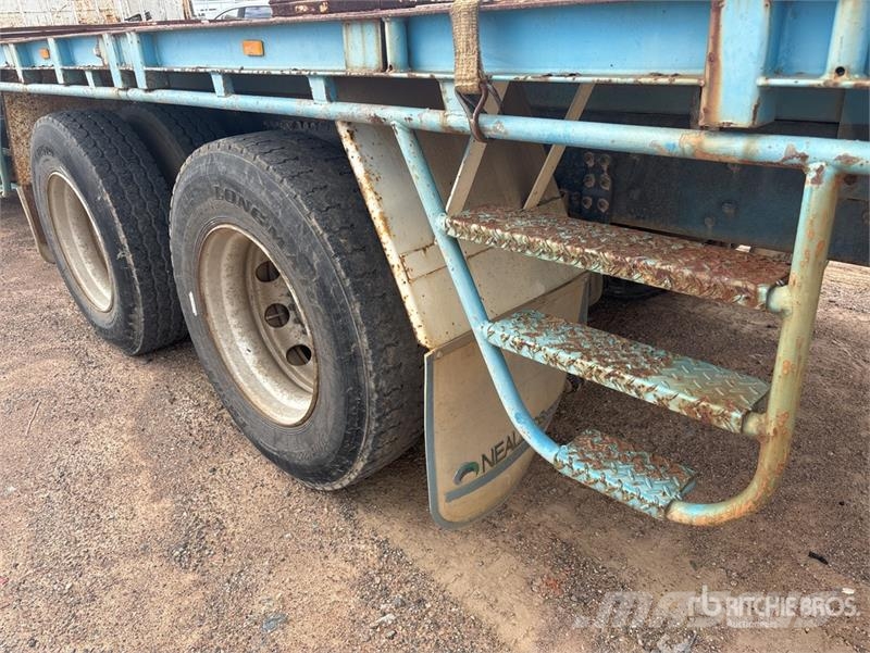 Volvo FM12 6x4 w/ Fassi F95A.22 4.3 t Knuckle Boom Flatb Truck mounted cranes