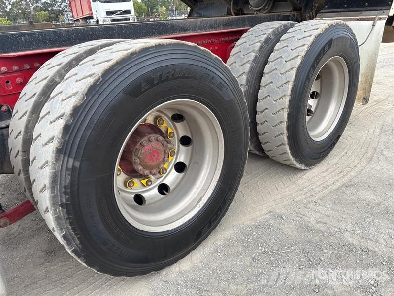 Volvo FM13 6x4 T/A Dump Truck Tipper trucks