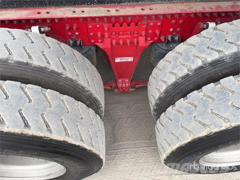 Volvo FM13 6x4 T/A Dump Truck Billenő teherautók