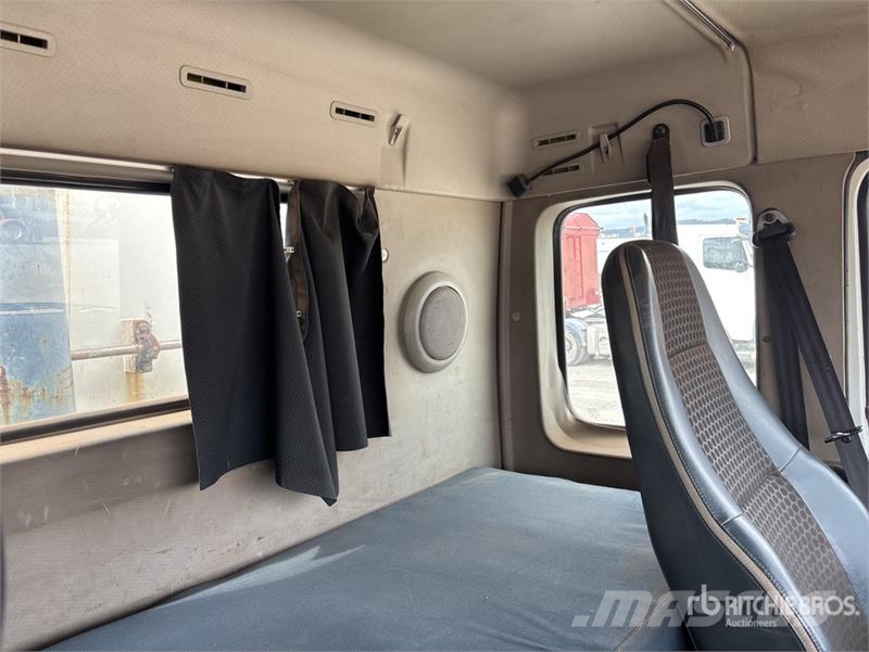 Volvo FM13 6x4 T/A Dump Truck Damperli kamyonlar