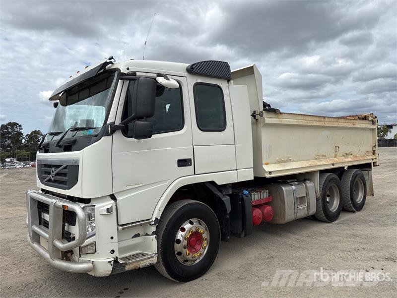 Volvo FM13 6x4 T/A Dump Truck Tipper trucks
