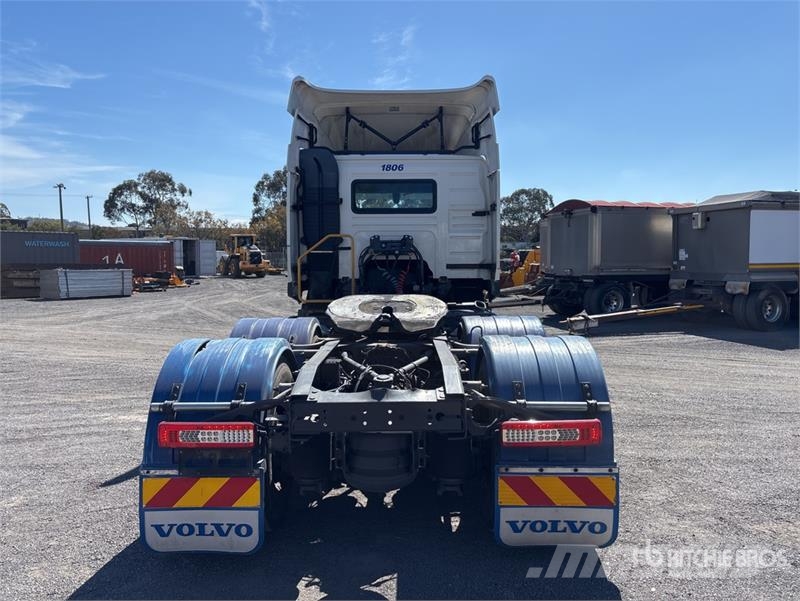 Volvo FM450 6x4 T/A Sleeper Truck Tractor Prime Movers