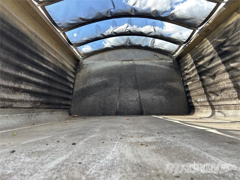 Volvo FM460 6x4 T/A Dump Truck Camion ribaltabili