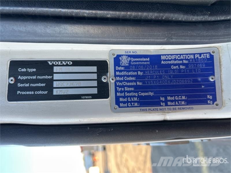 Volvo FM540 6x4 T/A Dump Truck ダンプ