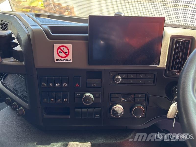 Volvo FM540 6x4 T/A Dump Truck Kipper